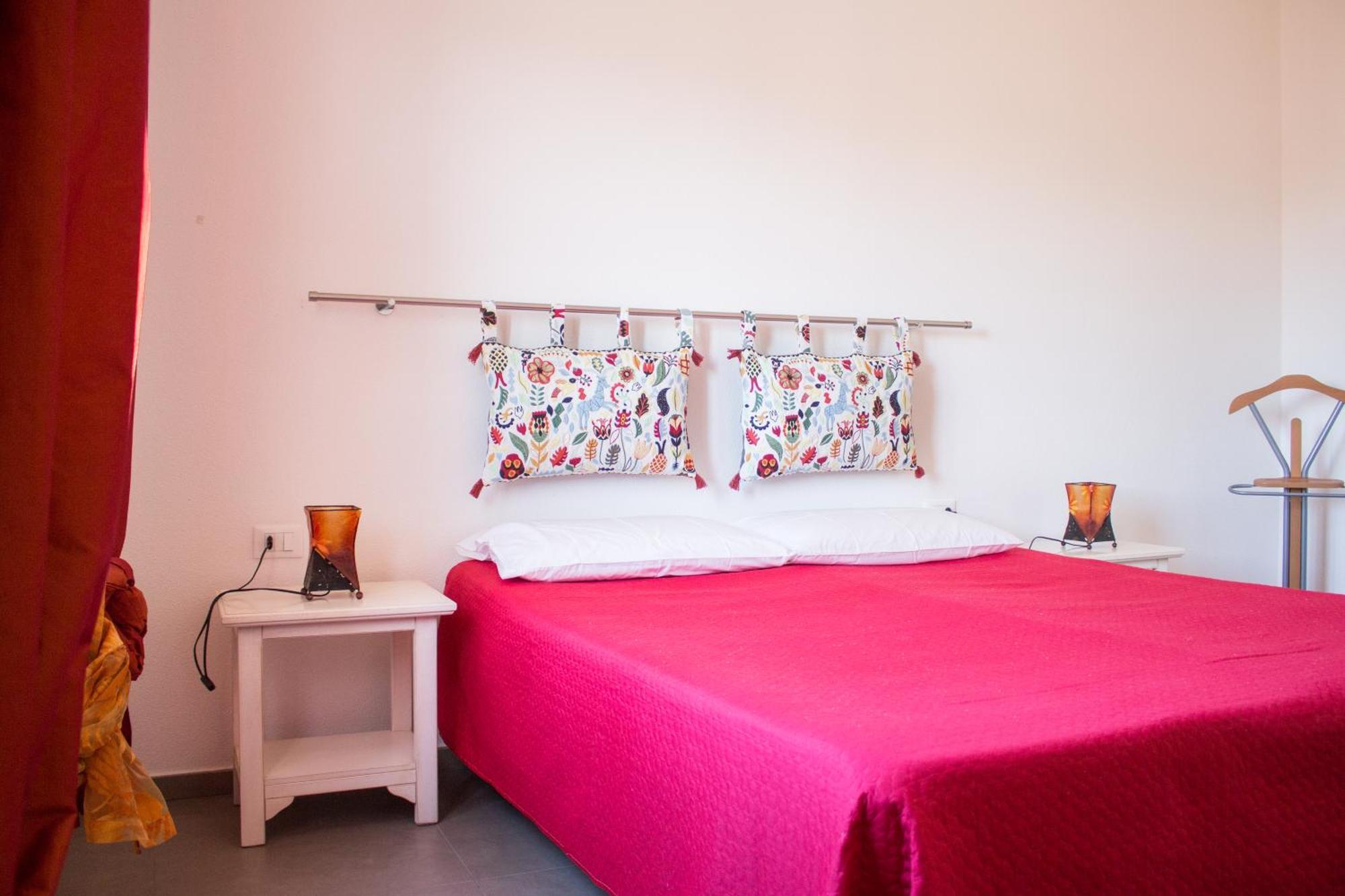 Residenze Branca II Seaview Apartman Orosei Kültér fotó